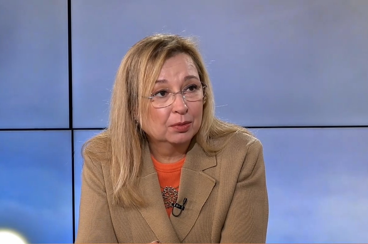 Зорница Русинова: Приемането на еврото означава по-малко сива икономика